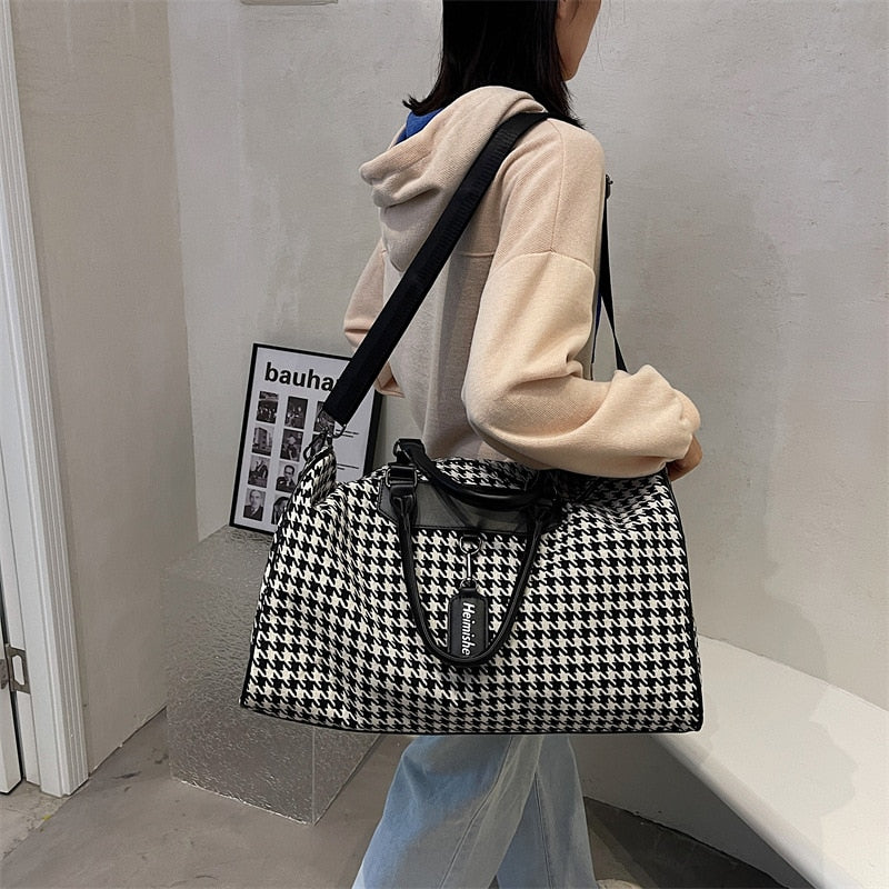 Travel Duffle Bag Large Capacity Women fitness Sports Bag Dry and Wet Luxury hand Luggage bag Female designer Weekend bag travel