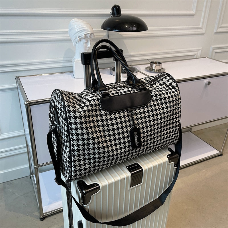 Travel Duffle Bag Large Capacity Women fitness Sports Bag Dry and Wet Luxury hand Luggage bag Female designer Weekend bag travel
