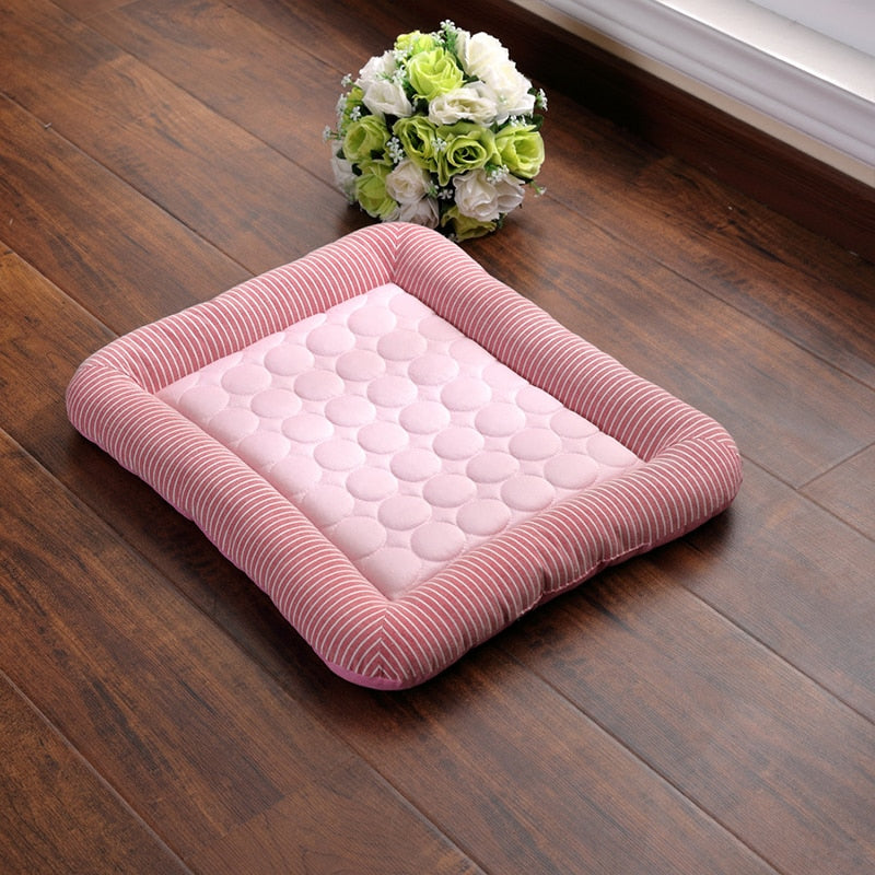 Pet Pad Summer Cool Dog Cooling Mat Supplies Washable Blanket For Small And Medium Sized Dogs Ice Silk Bed Nest Cat Mat