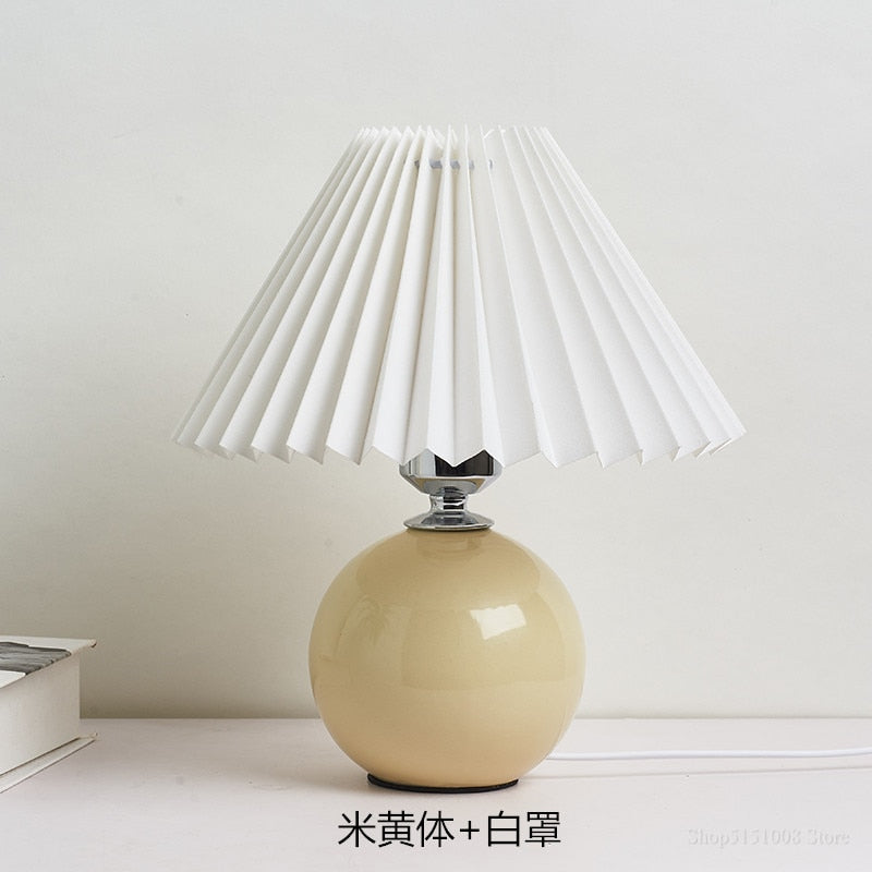 Nordic ceramic Table Lamp Cream Color Pleated Fold Desk Lamp Multicolor Bedside Desk Vestibule Lamp Lampada nightstand Lighting