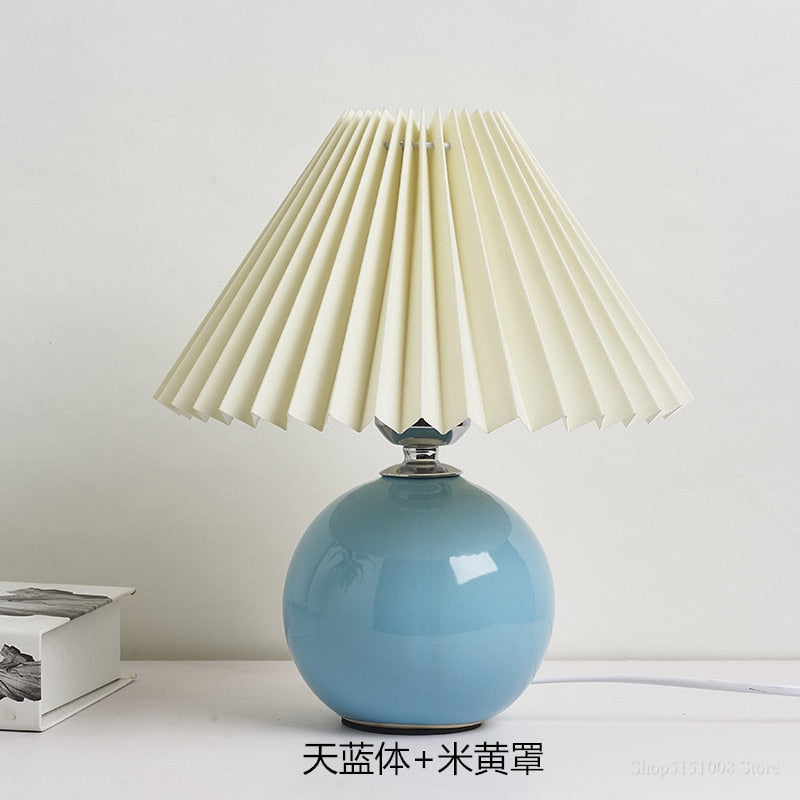 Nordic ceramic Table Lamp Cream Color Pleated Fold Desk Lamp Multicolor Bedside Desk Vestibule Lamp Lampada nightstand Lighting