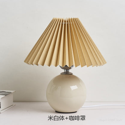 Nordic ceramic Table Lamp Cream Color Pleated Fold Desk Lamp Multicolor Bedside Desk Vestibule Lamp Lampada nightstand Lighting