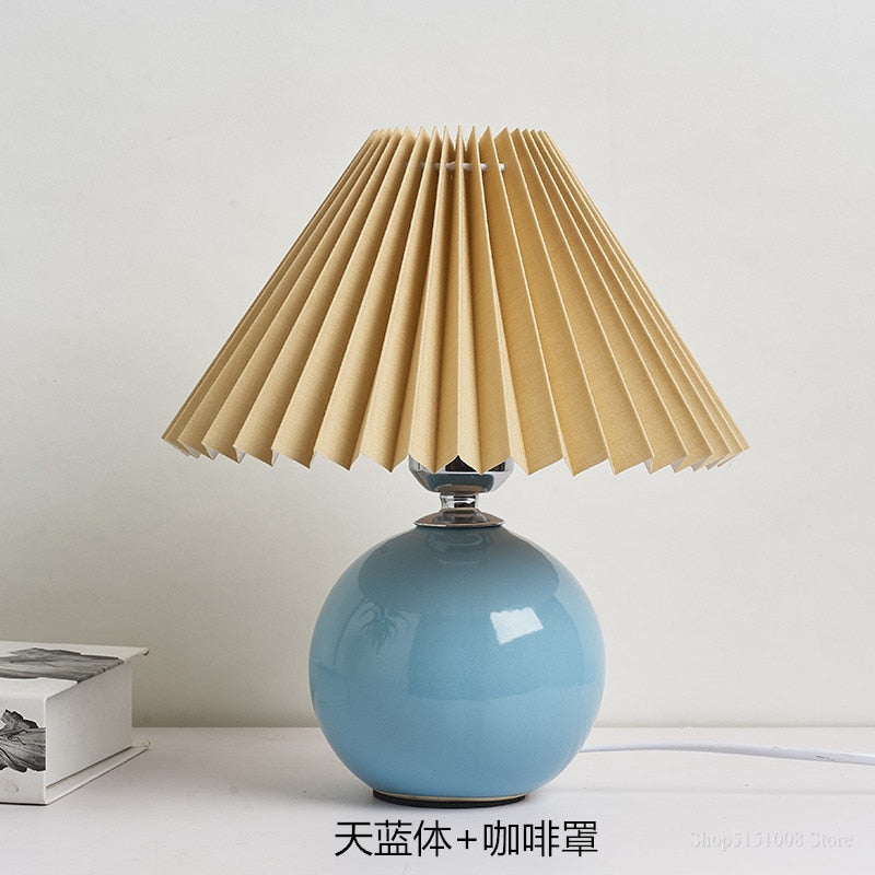 Nordic ceramic Table Lamp Cream Color Pleated Fold Desk Lamp Multicolor Bedside Desk Vestibule Lamp Lampada nightstand Lighting