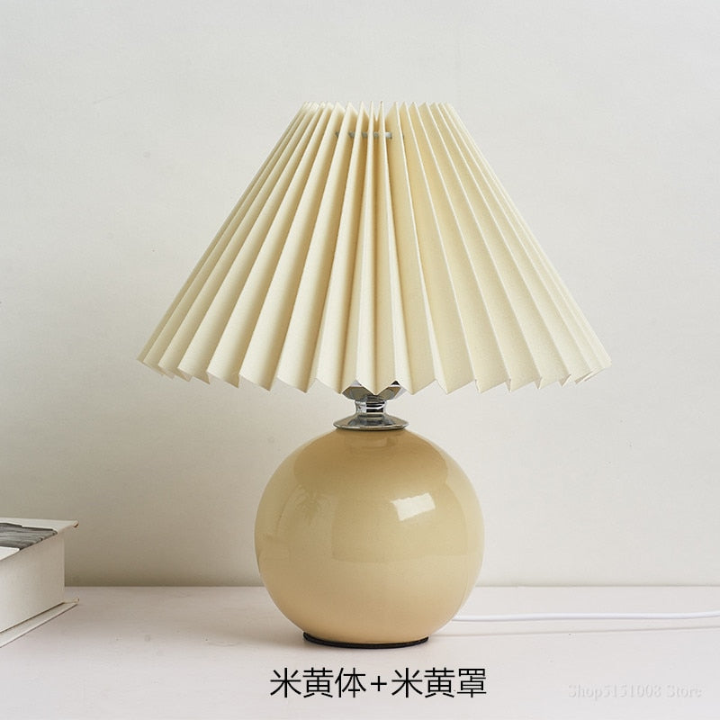 Nordic ceramic Table Lamp Cream Color Pleated Fold Desk Lamp Multicolor Bedside Desk Vestibule Lamp Lampada nightstand Lighting