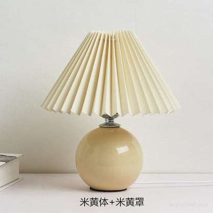 Nordic ceramic Table Lamp Cream Color Pleated Fold Desk Lamp Multicolor Bedside Desk Vestibule Lamp Lampada nightstand Lighting