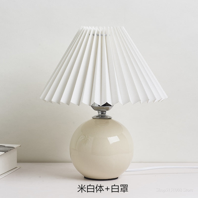 Nordic ceramic Table Lamp Cream Color Pleated Fold Desk Lamp Multicolor Bedside Desk Vestibule Lamp Lampada nightstand Lighting