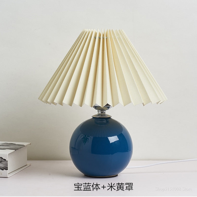 Nordic ceramic Table Lamp Cream Color Pleated Fold Desk Lamp Multicolor Bedside Desk Vestibule Lamp Lampada nightstand Lighting