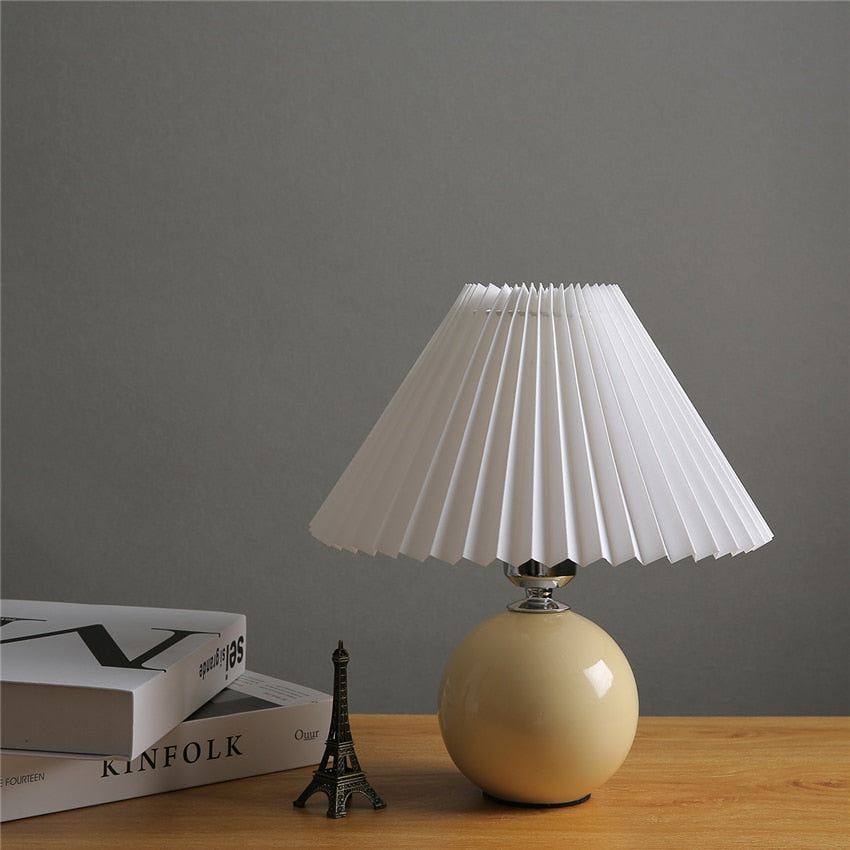 Nordic ceramic Table Lamp Cream Color Pleated Fold Desk Lamp Multicolor Bedside Desk Vestibule Lamp Lampada nightstand Lighting