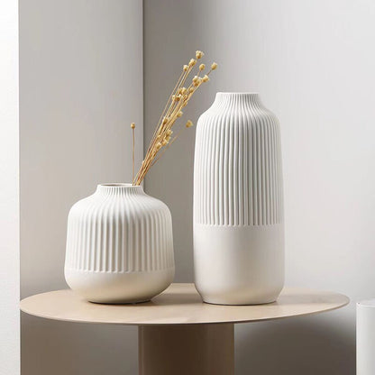 Nordic Small Caliber Insert Dried Flowers Decorative Ceramic Vases Modern Luxury Home Living Room Decoration Vases For Interior