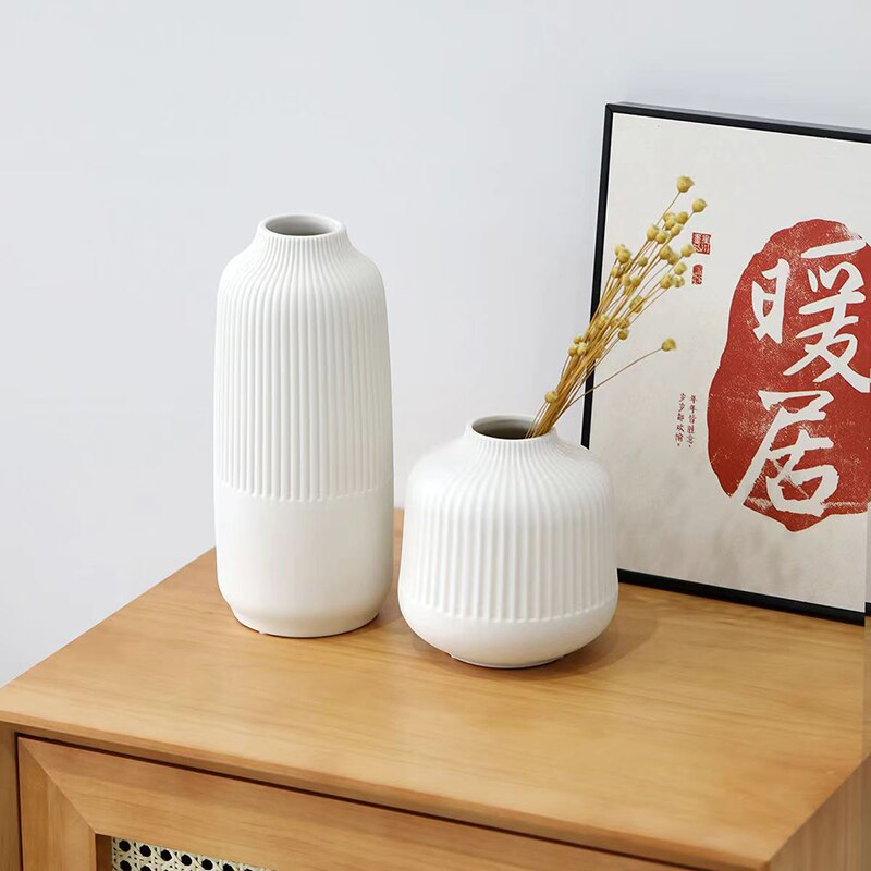 Nordic Small Caliber Insert Dried Flowers Decorative Ceramic Vases Modern Luxury Home Living Room Decoration Vases For Interior