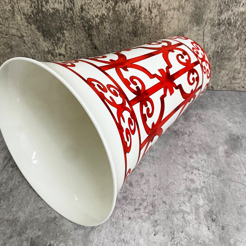 Luxury Ceramic Fashion Red Vase Simple Modern Porcelain Living Room Decoration Home Furnishings Dried Floral Flower Arrangemen