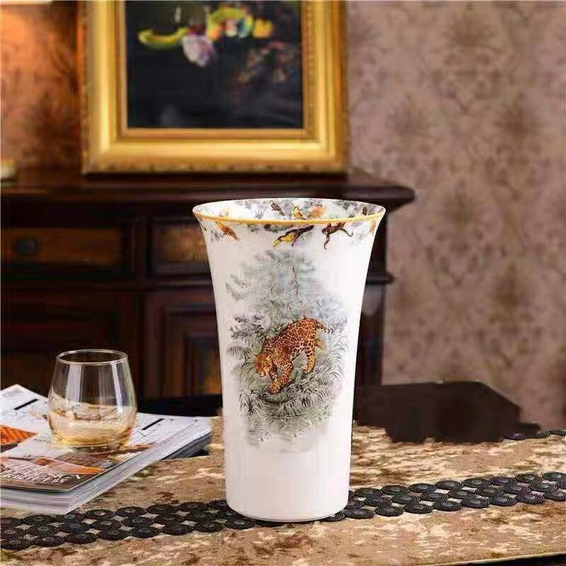 Luxury Ceramic Fashion Red Vase Simple Modern Porcelain Living Room Decoration Home Furnishings Dried Floral Flower Arrangemen