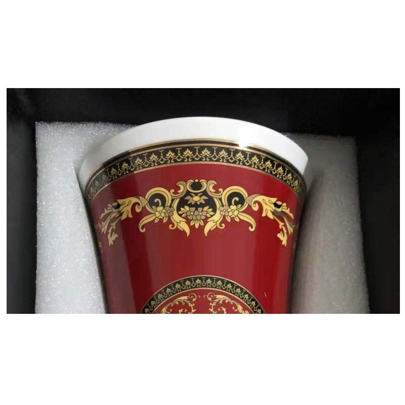 Luxury Ceramic Fashion Red Vase Simple Modern Porcelain Living Room Decoration Home Furnishings Dried Floral Flower Arrangemen